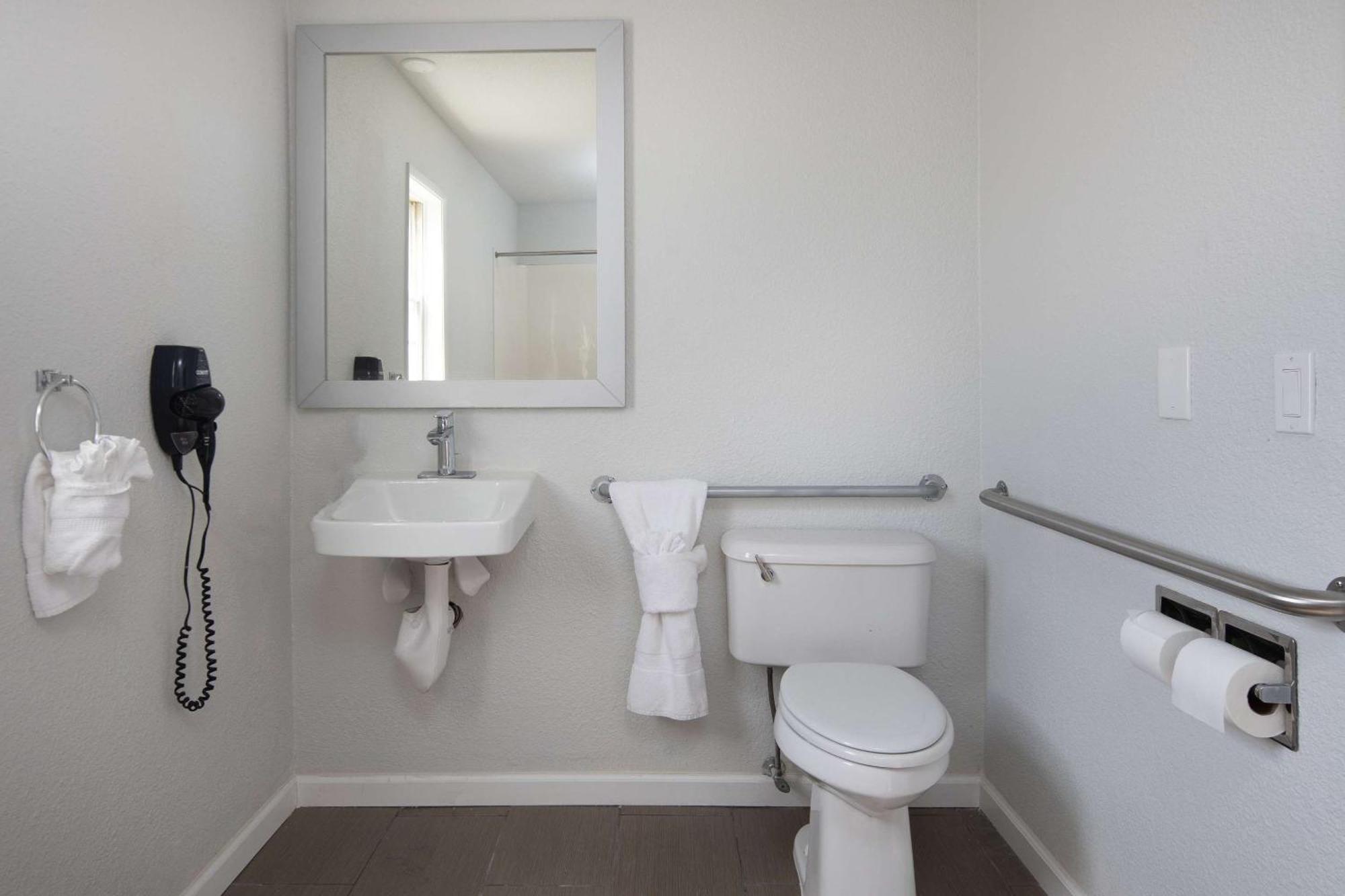 Rodeway Inn Milpitas Near Great Mall Εξωτερικό φωτογραφία